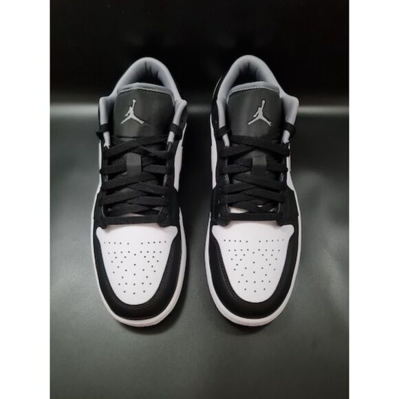 Jordan 1 Low Black White Grey. SIZE 10.5 - 553558-040